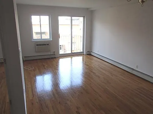 Rented by Citi Group Real Estate Inc | media 7