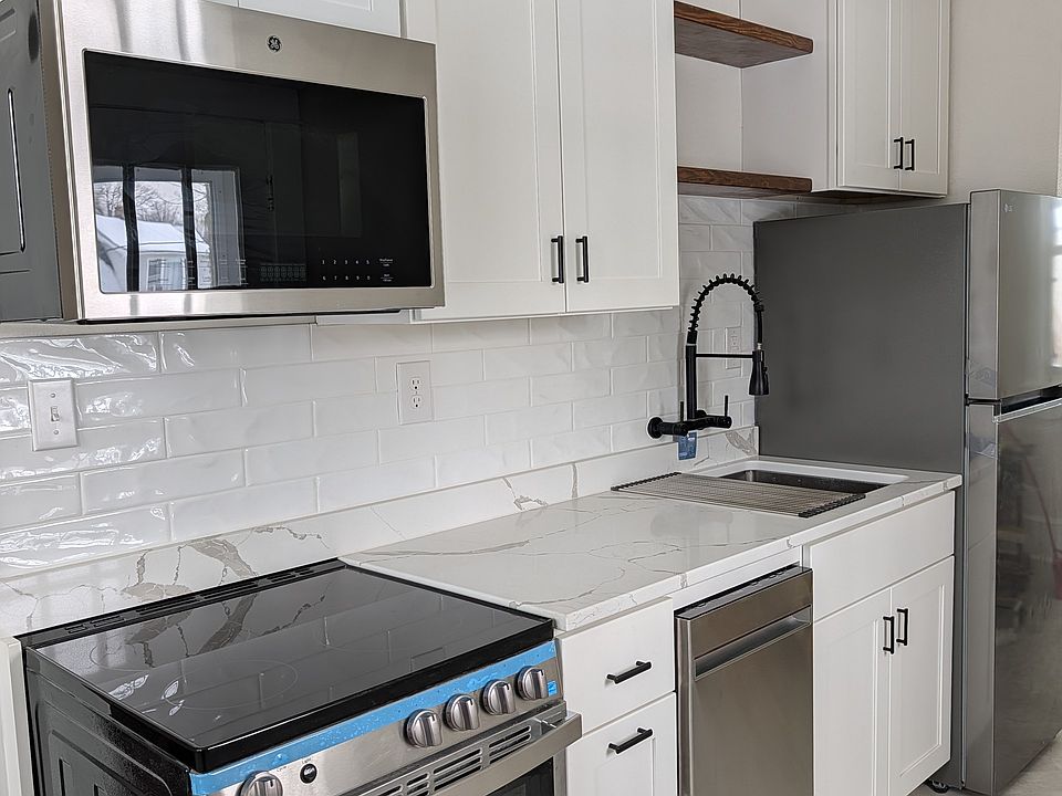 1st image of 2226 Windsor Ave SW #B