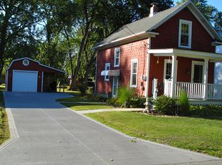 78 Barclay St, Grand River, OH 44045