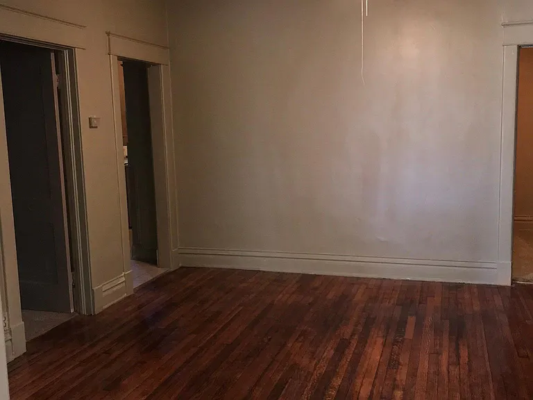 3604 E 58th St — Photo 6