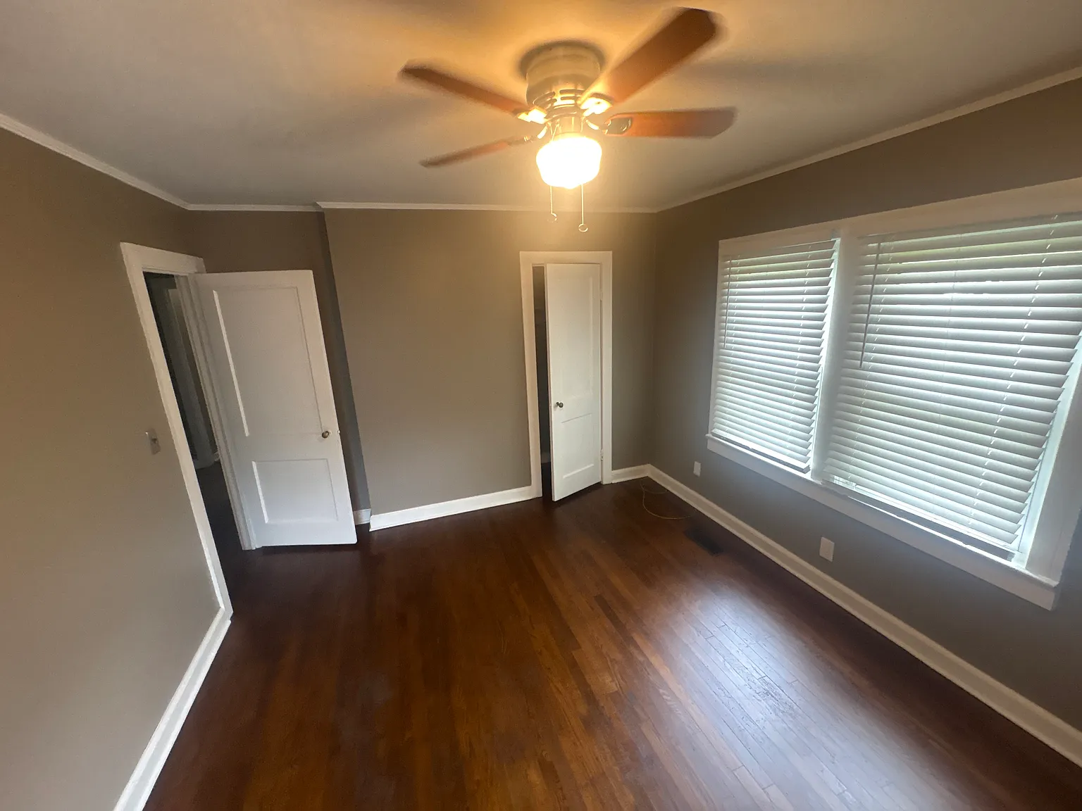 3 bed, 1500 sqft, $1,500 — Photo 2