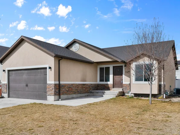 1337 E Skip St, Eagle Mountain, UT 84005