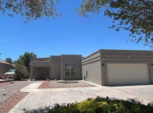 548 Desert Lakes Rd, Alamogordo, NM 88310