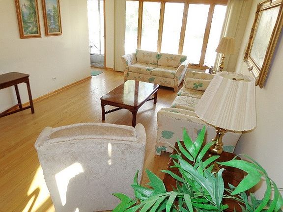 4th image of 4436 N Newland Ave