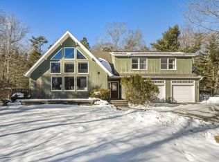 17 Arnold Road, Freeport, ME 04032