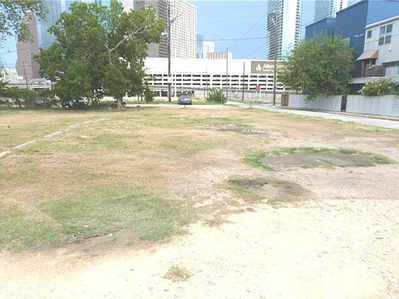 Welcome to your future Development on 806 Saulnier St with the Excellent Downtown View and 15,000 sq