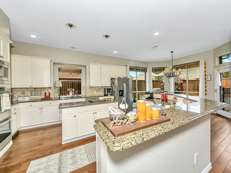3608 Edgestone Dr — Photo 22