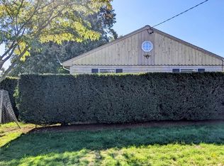 413 Kennedy St, Fall River, MA 02721