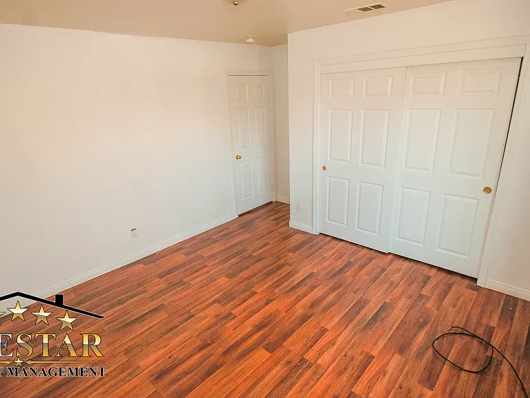 3610 Madison Ave — Photo 15