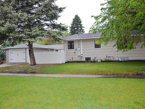 Side view-Garage