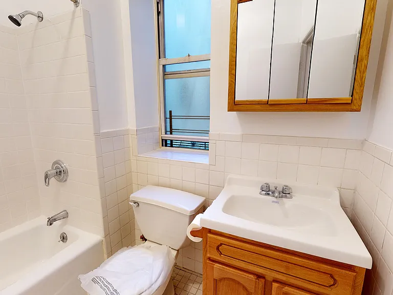 531 W 143rd St #1A — Photo 10