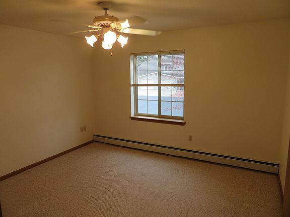 2nd image of 385 Main St #12