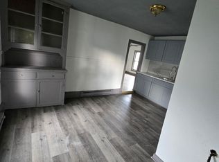156 Division St, Amsterdam, NY 12010