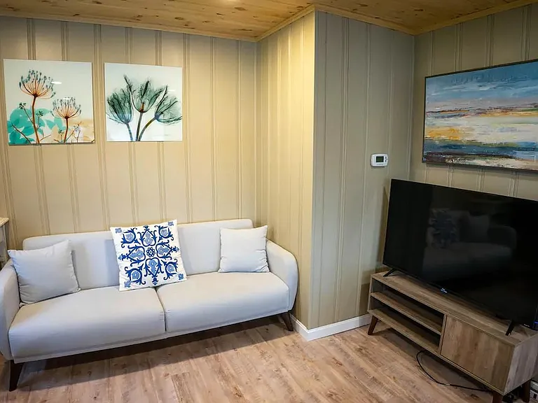 63 Lakeside Dr — Photo 9