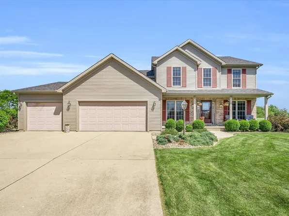 113 Kite Ct, Le Roy, IL 61752
