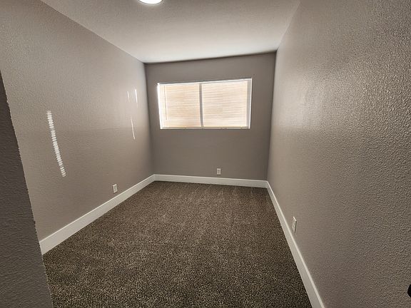 4th image of 5526 Cottonwood Ave