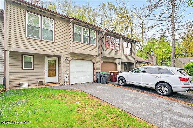 3rd image of 36 Brenden Court
