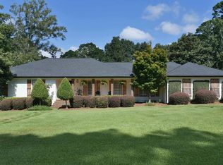 2513 W Doublegate Dr, Albany, GA 31721