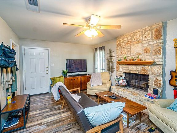 2nd image of 6903 Deatonhill Dr APT 34