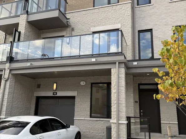 10 William Fisher Ln, Richmond Hill, ON L4S 1N3