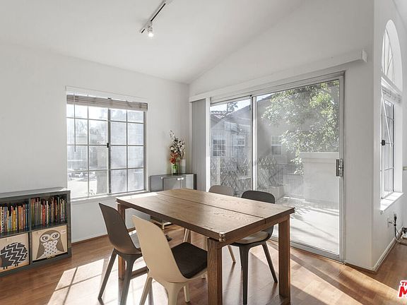 4th image of 21 Promontory Parkway