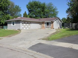 1739 Lombard Ct, Glendale Heights, IL