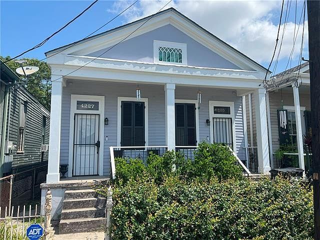 1st image of 4227 Annunciation St