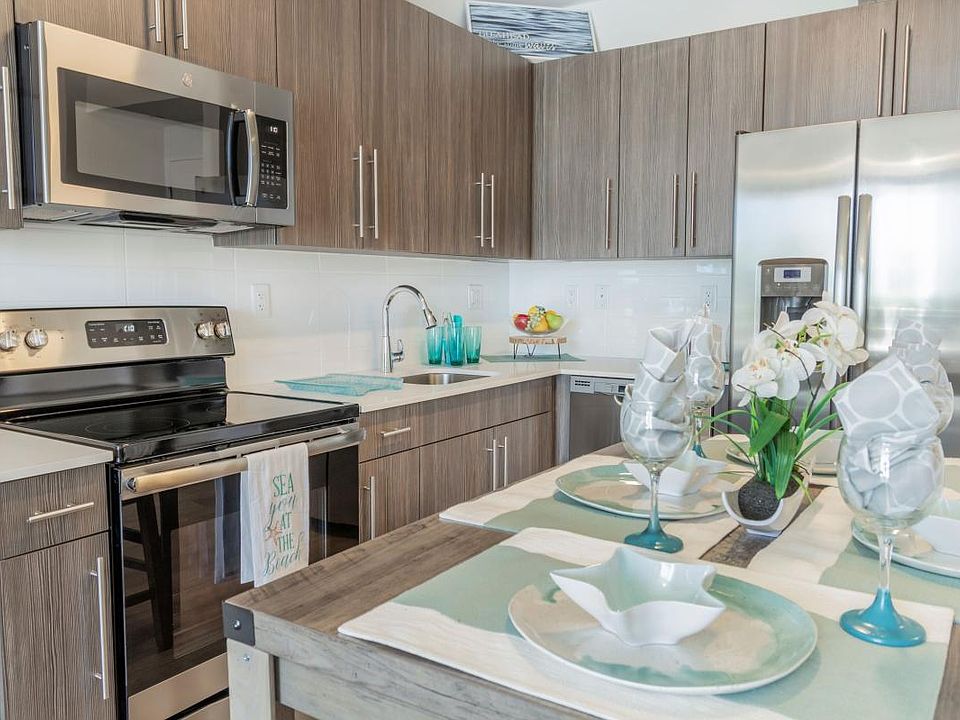 1st image of 275 Fontainebleau Blvd #701
