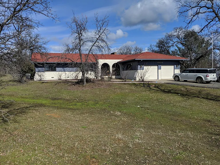 19434 Hollow Ln — Photo 4