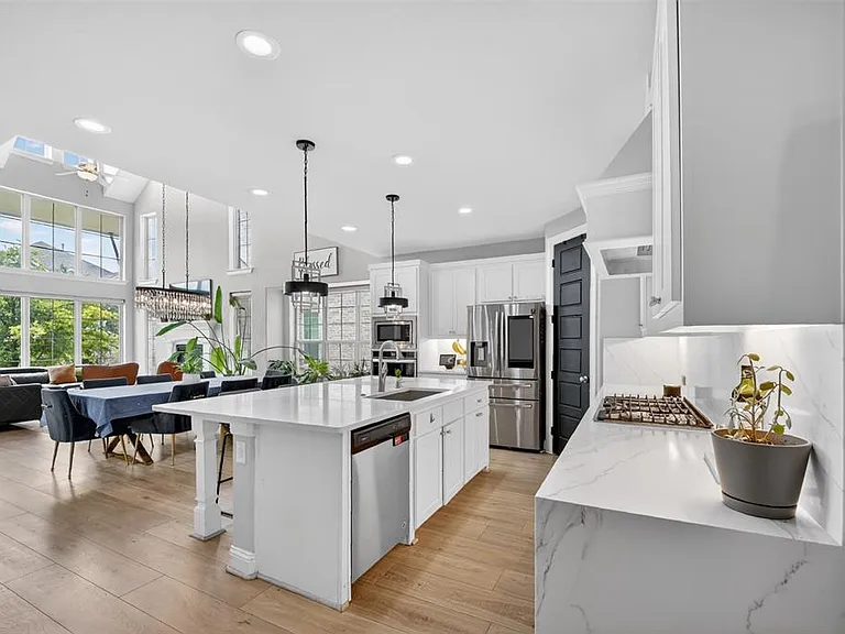 8700 Fairway Ln — Photo 13