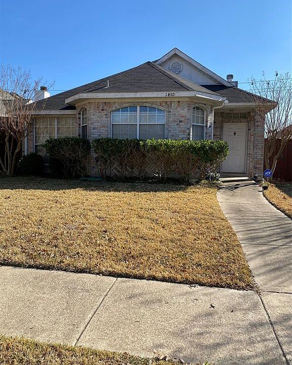 1st image of 1430 Foxwood Dr