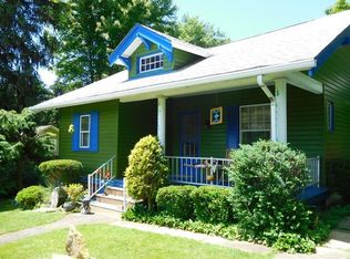 130 Underwood Ave, Jeannette, PA