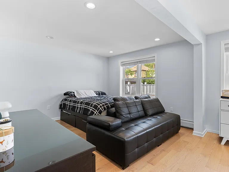 38 Woodcliff Ave — Photo 10