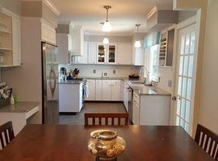 102 Harrow Rd, Springfield, MA 01118