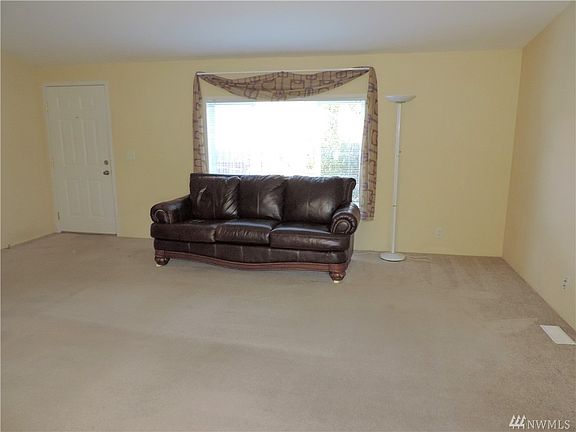 5th image of 201 W Oakview Ave Unit 40