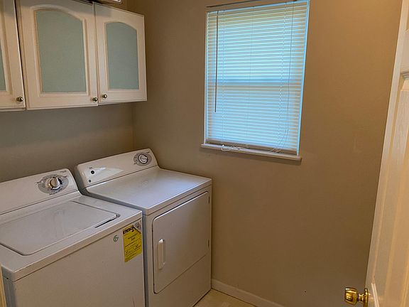 4th image of 28590 Everett St