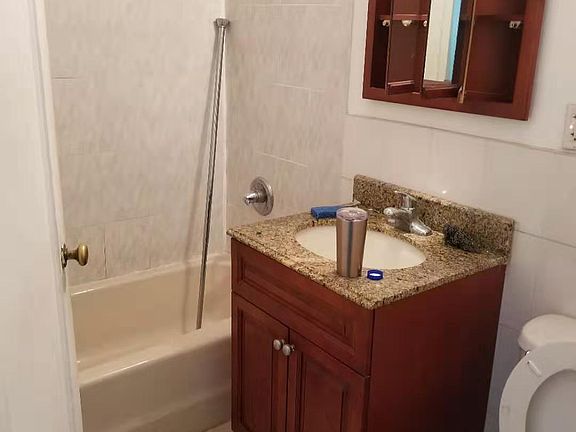 3rd image of 5939 163rd St #2