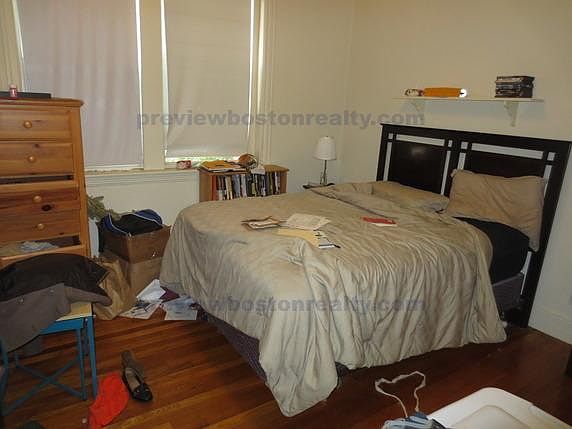 2nd image of 1820 Commonwealth Ave #Jl11