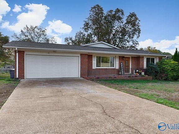 3rd image of 4315 Horace Dr NW