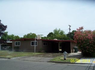 2516 E Pontiac Way, Fresno, CA 93726