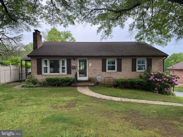 402 W Summit St, Mohnton, PA 19540