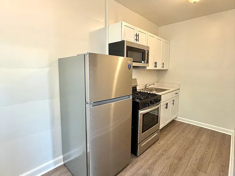 116 44th Street NE — Photo 7