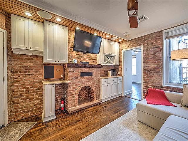 1st image of 250 York St APT 3D