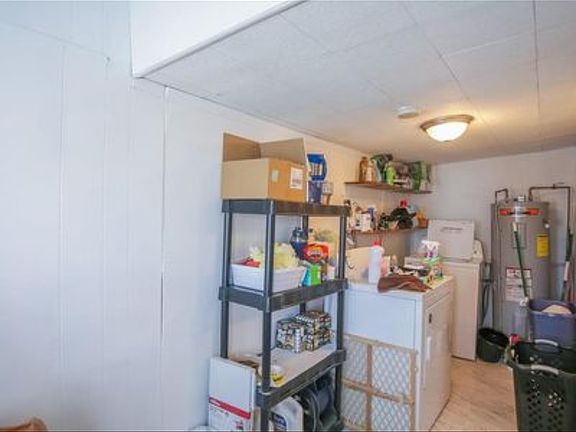 2nd image of 318 Lake St