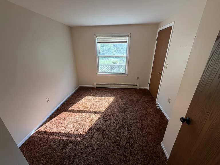 72 Fox Hill Rd — Photo 10