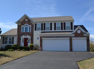 108 Lavender Hill Dr, Etna, OH 43062