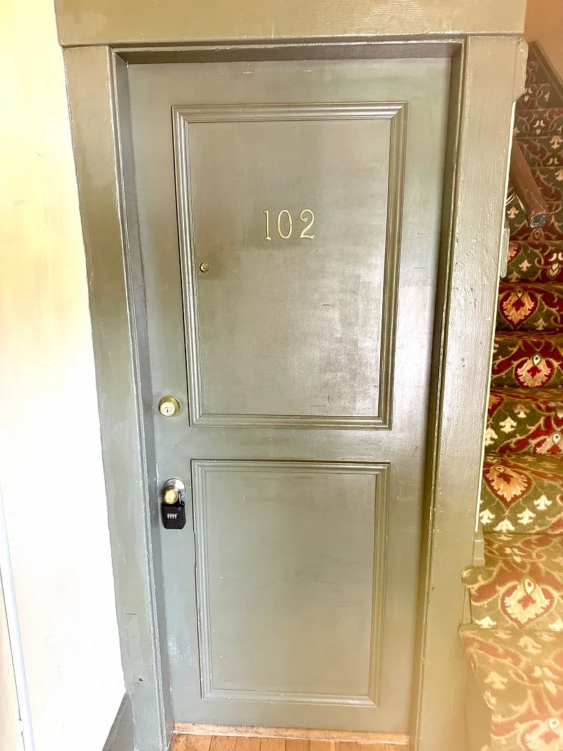 New York Apartments — Photo 4