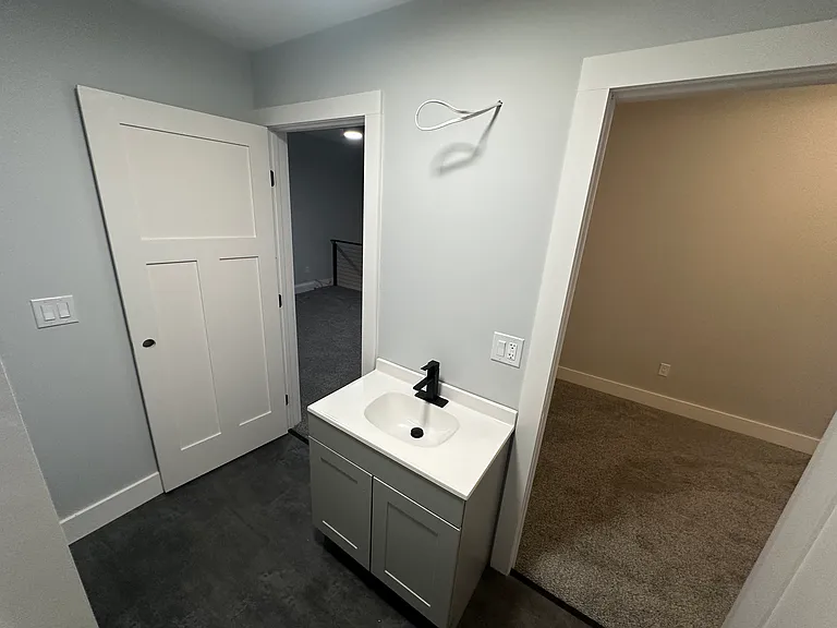 140 S Litchfield St #1 — Photo 4