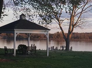 26620 Willows Ln, Easton, MD 21601