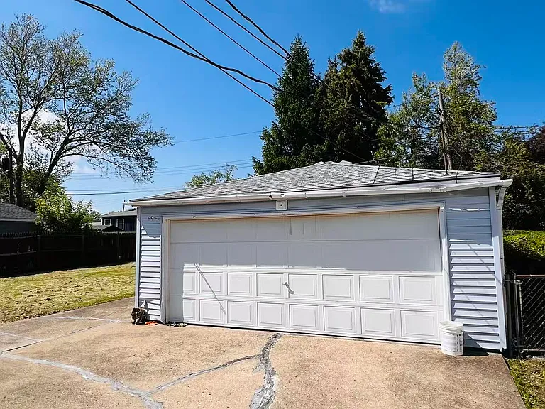 68 Bellhurst Rd — Photo 2